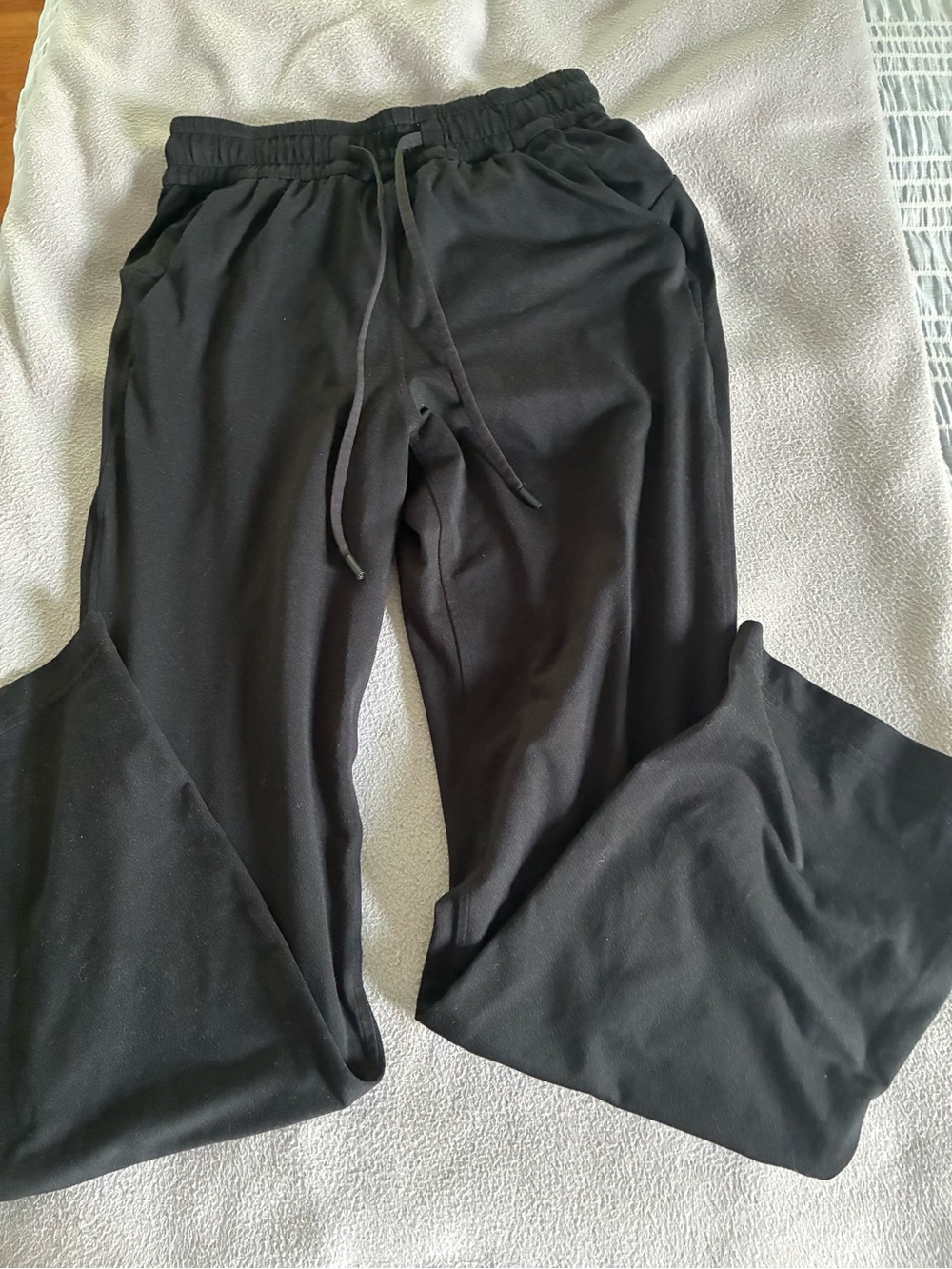 Black Drawstring Lululemon Pants (0 or XS)